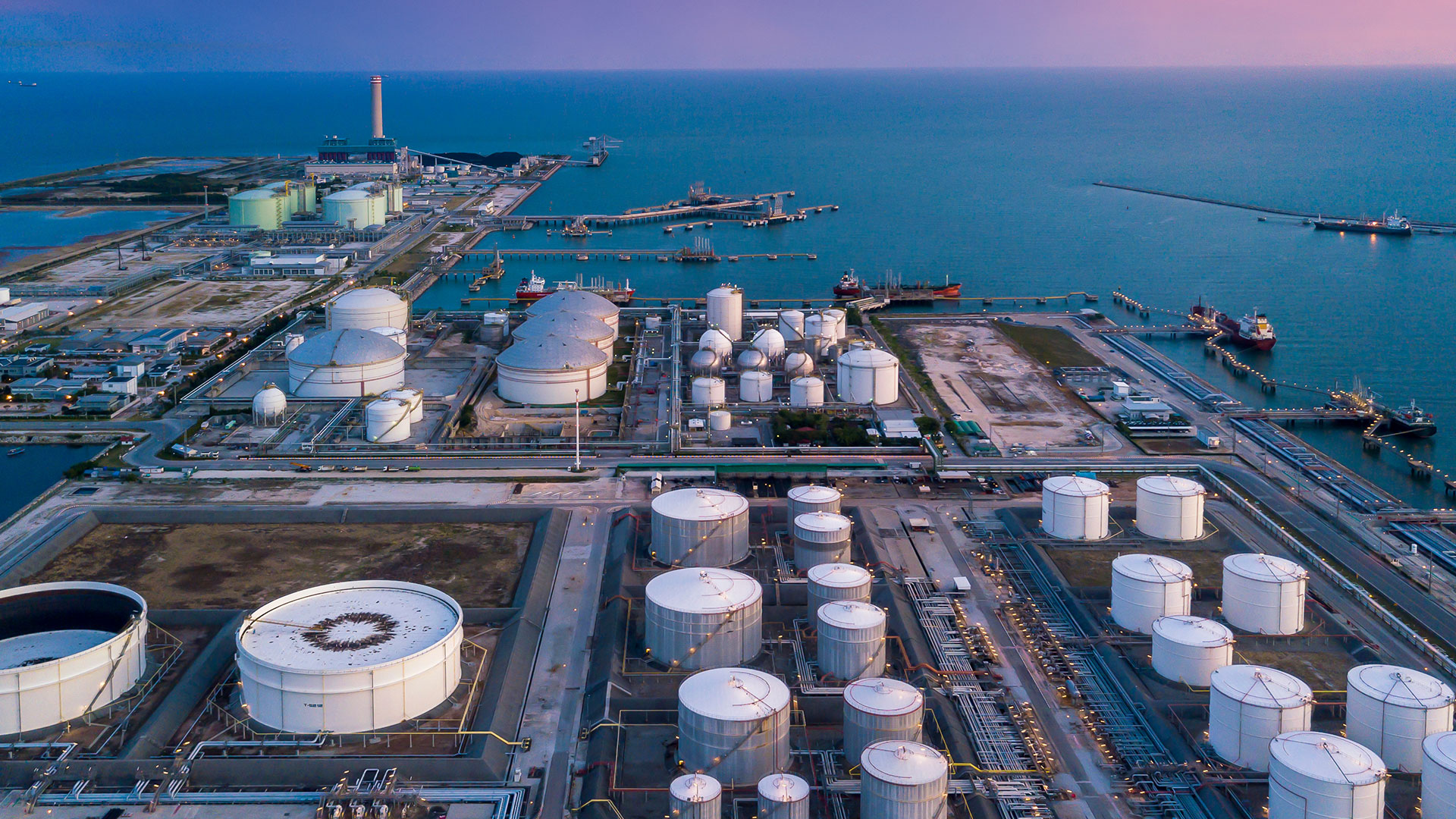 Oil, Gas & Energy.